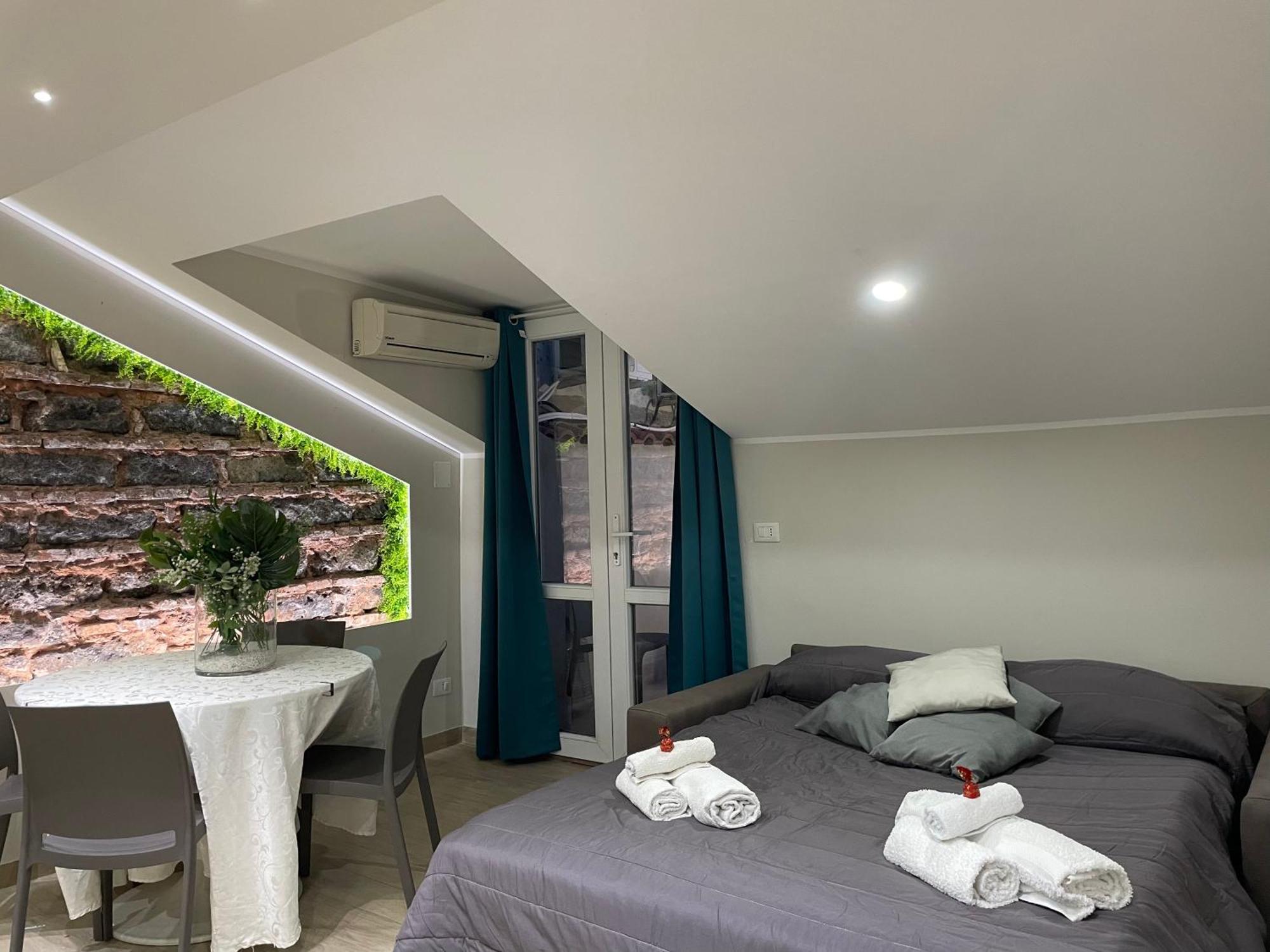 Bed and Breakfast Storico17 Катанія Екстер'єр фото